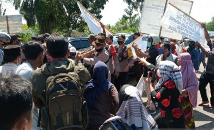 Warga Demo Hadang Ahok di Aceh, Lalu Minta Tolong Audit Pertamina 1 IMG 20211206 184539-JaringPos